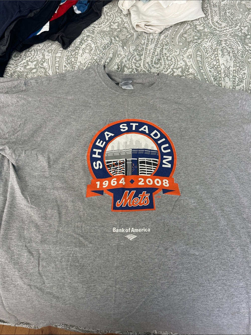 Gildan Gray New York Mets Shea Stadium 1964-2008 Graphic Tee shirt